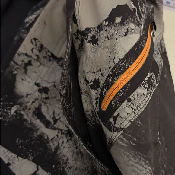 Lululemon Men’s Assert Short 9" Aerial Ice Black and White Size Medium - Picture 10 of 14